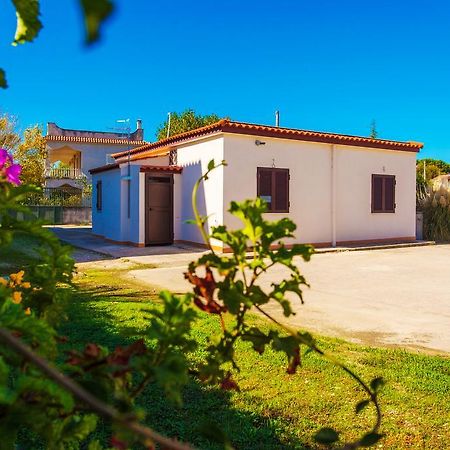 Villa Senza Pensieri Castel Volturno Exteriér fotografie